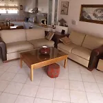 Socrates House 度假居 *