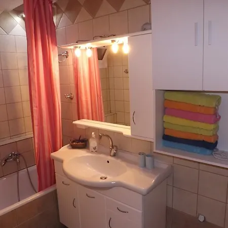 Holiday home Socrates House