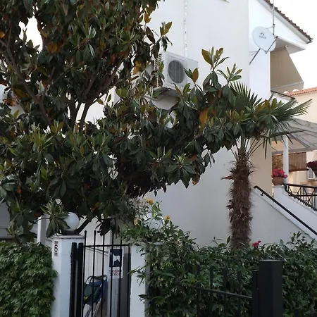 Socrates House * Nea Iraklitsa